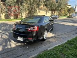 Ford Taurus